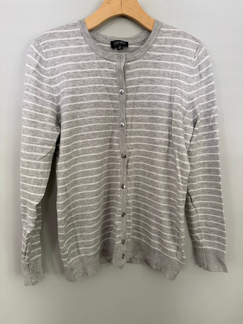 Jones New York Cardigan Sweater Womens medium Gray white Striped Long Sleeves